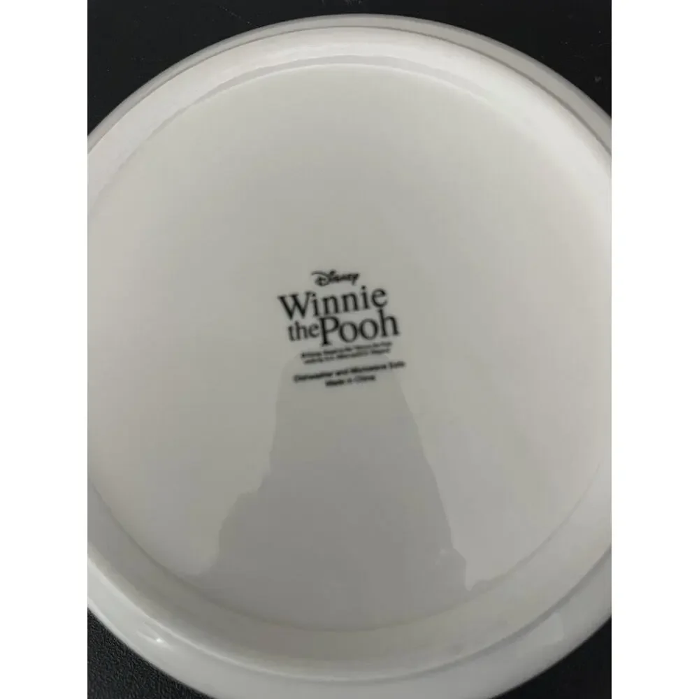 Disney Winnie the Pooh Christmas Bowl Plate 8.25